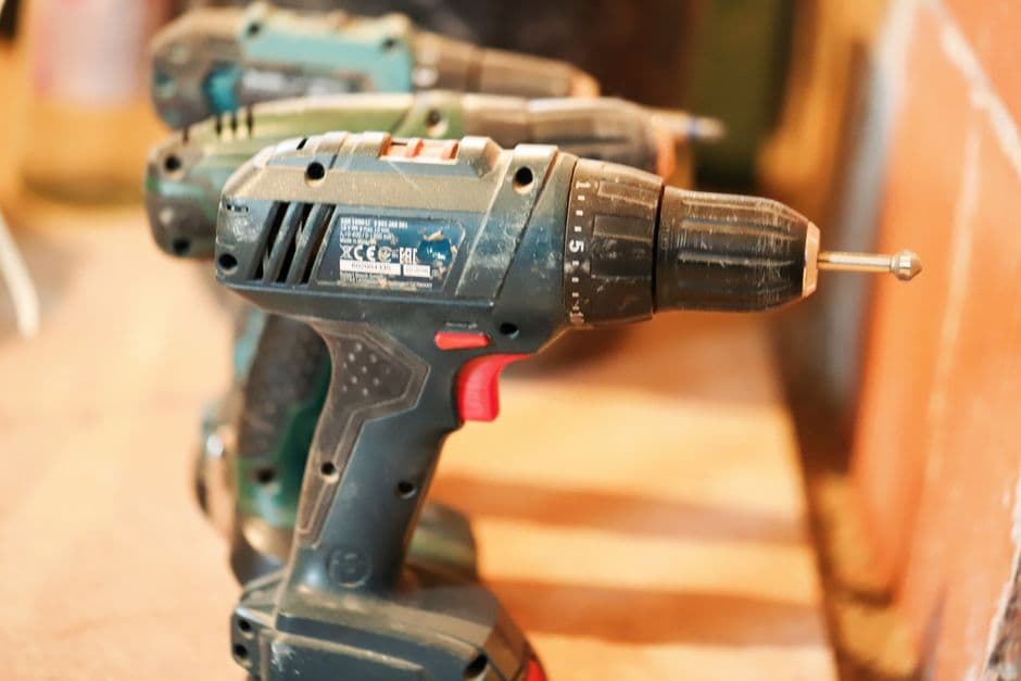 Cordless Drill Kit + 2 batteries